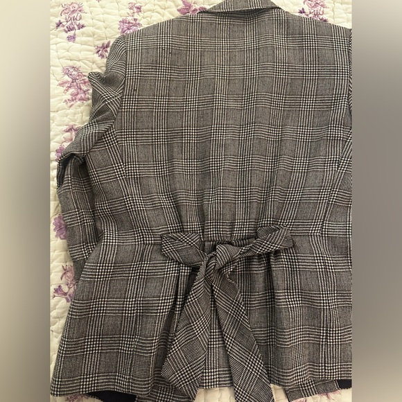 Vintage Ms Valentino 100% wool blazer - Picture 5 of 5